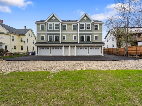 61 Robbins St Floor 2, Waltham, MA 02453
