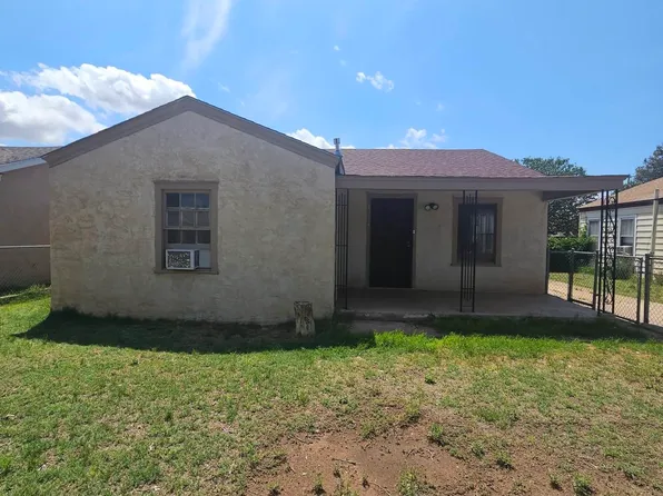 1314 S Avenue C, Portales, NM 88130
