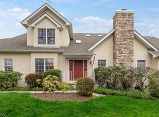 22 Princeton Ct, Basking Ridge, NJ 07920