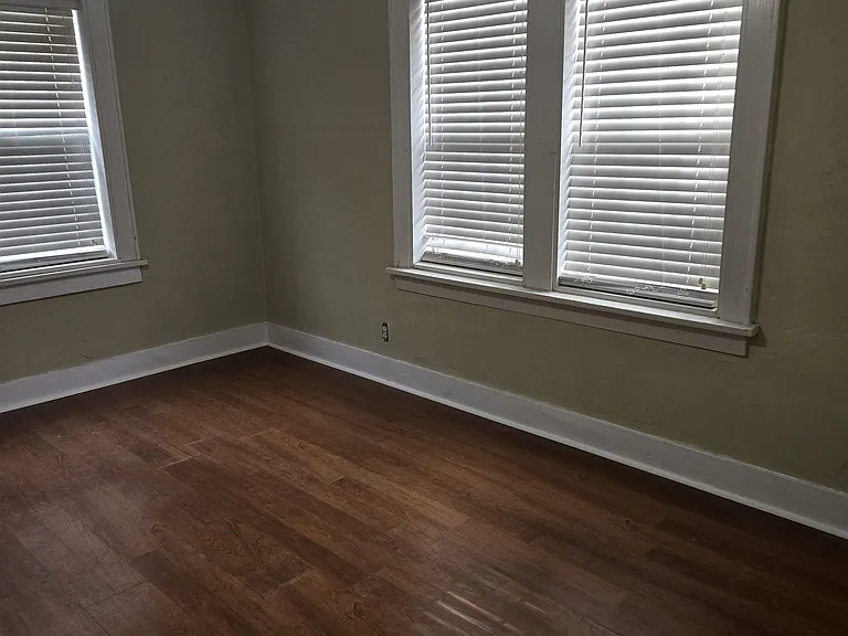 2510 W Park Pl — Photo 5