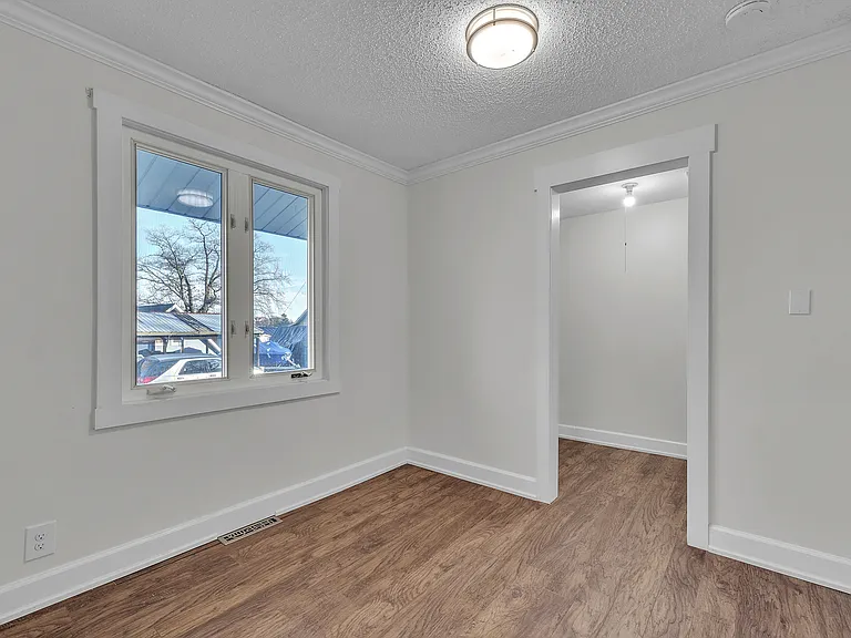 8165 Leonard Dr — Photo 24