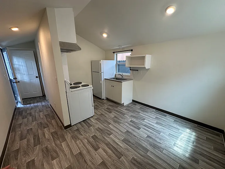 4416 Diane Dr #DETACHED — Photo 2