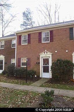 1st image of 430 Greenbrier Ct