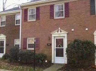 430 Greenbrier Ct, Fredericksburg, VA 22401