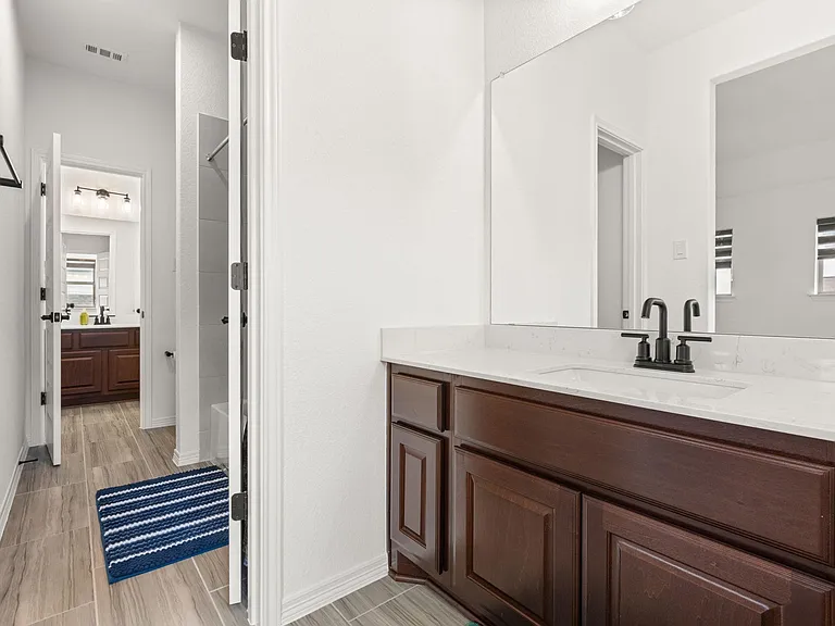 372 Hollister Dr — Photo 31