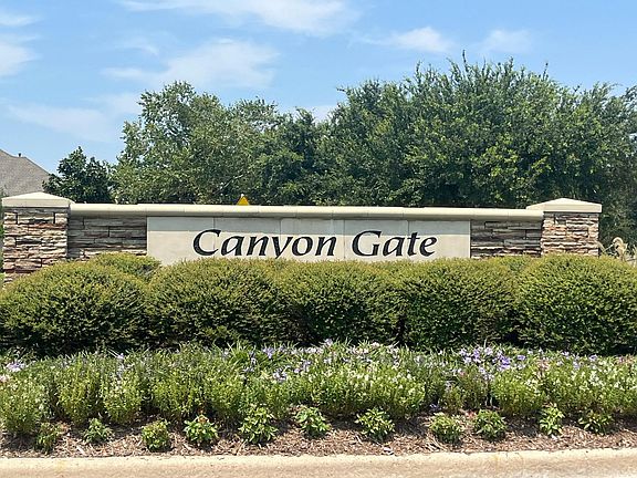 4th image of 25730 Canyon Crossing Dr