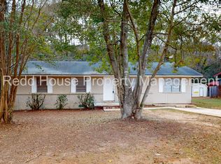 215 Meadowbrook Dr, Enterprise, AL 36330