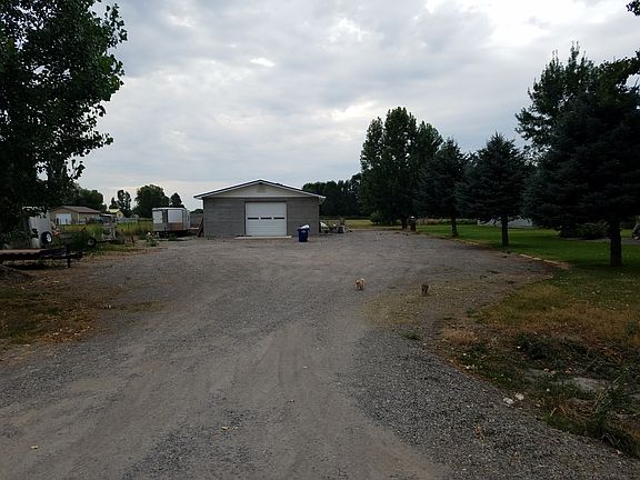 Large shop and driveway