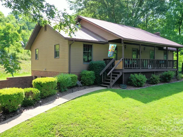 491 Racking Cv, Sylva, NC 28779