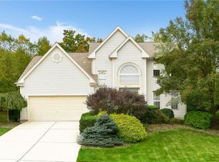 101 Bristol Dr, Seven Fields, PA 16046
