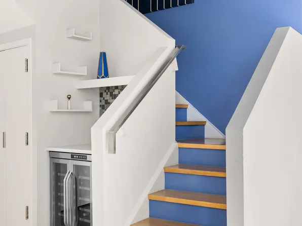 425 West 53rd Street image 5 of 13