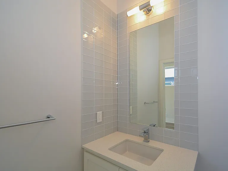 1907 Oakdale St — Photo 19