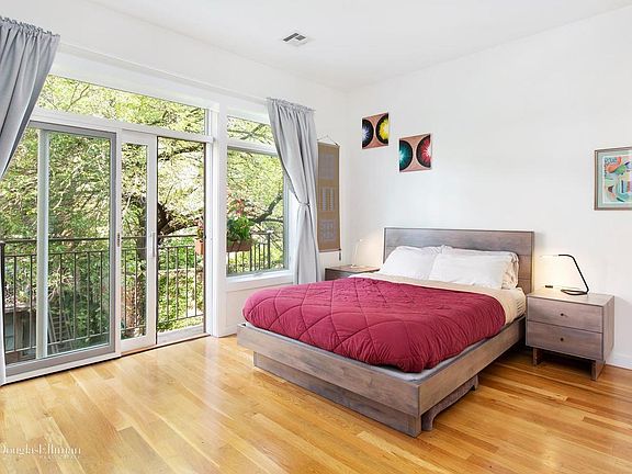 3rd image of 321 Greene Ave APT 2A