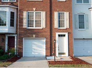 2444 Terra Cotta Cir, Herndon, VA 20171