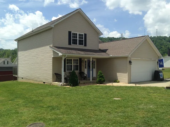 203 Arrowhead Dr, West Van Lear, KY 41268