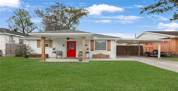 1008 Tullulah Ave — Photo 1