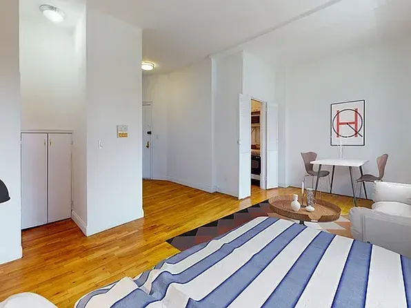 399 East 78th Street image 1 of 8