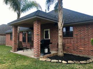 101 Eagle Nest Ct, Richwood, TX 77566