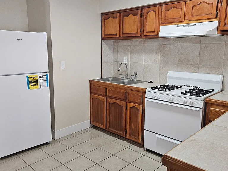 1324 Winn Dr — Photo 8