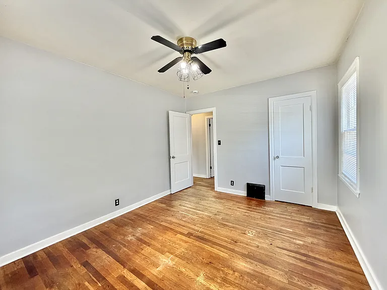 1353 Euclid Ave — Photo 7