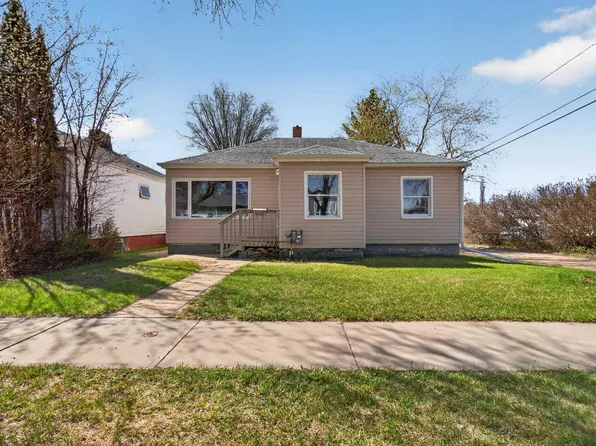 5409 49th Ave, Camrose, AB T4V 0N6