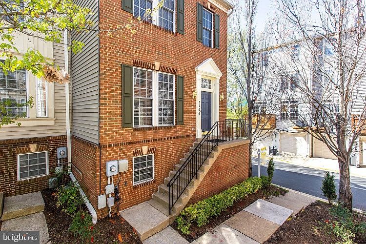 1st image of 8166 Skelton Cir