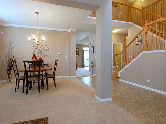 3rd image of 2432 Prairie Crossing Dr