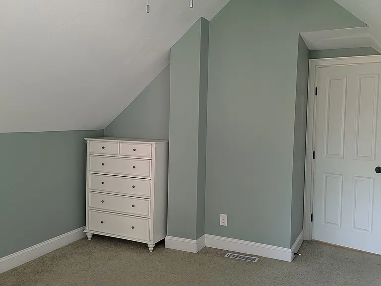 2250 W 7th St — Photo 17