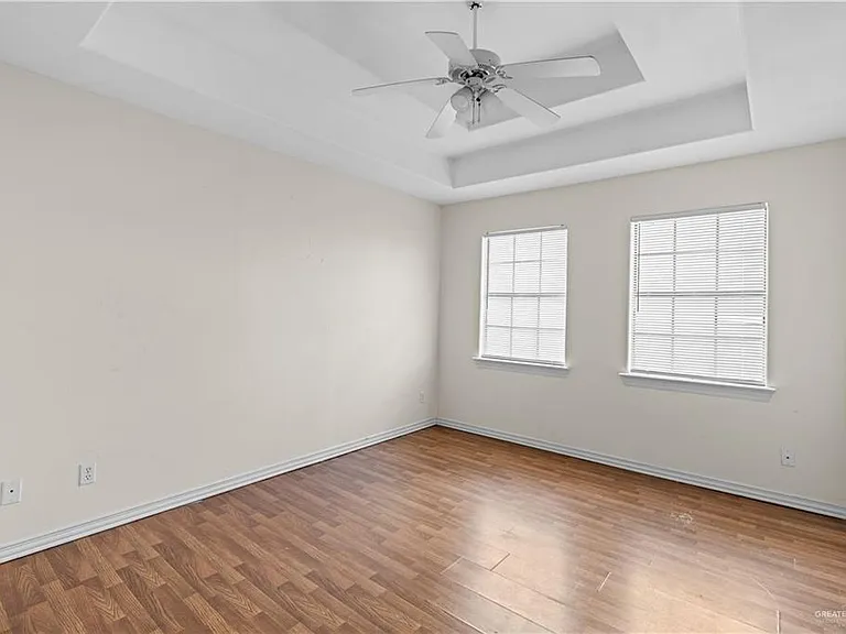 2606 Charleston Ln — Photo 10