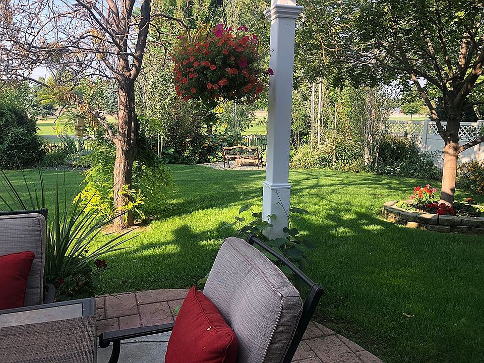 2nd image of 2211 W Grassy Branch Dr