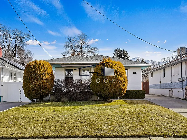 3480 Ogden Ave — Photo 24