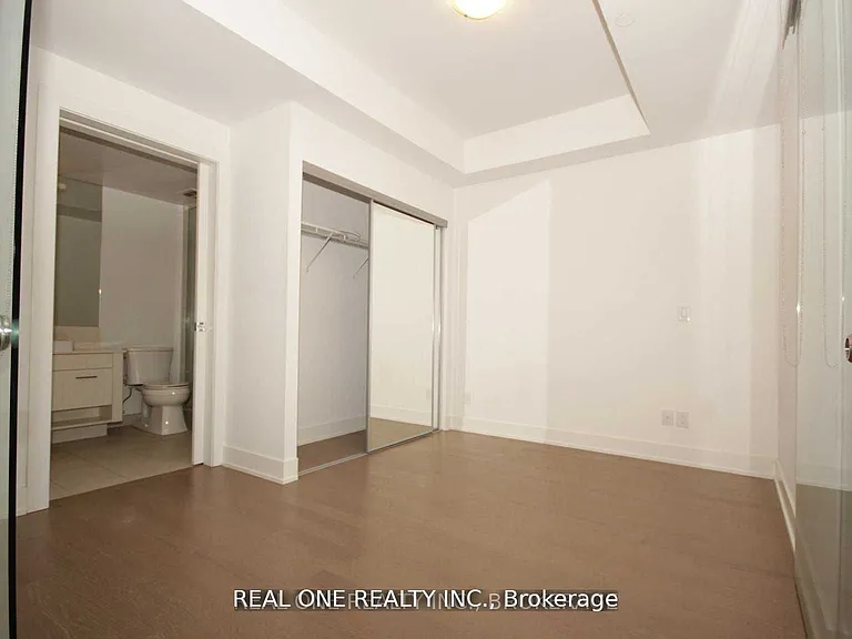 3018 Yonge St #305 — Photo 8