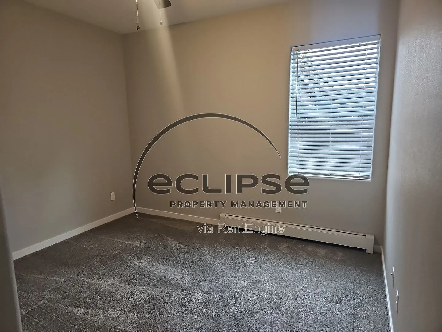 3 bed, 2.0 bath, 1275 sqft, $1,925 — Photo 3