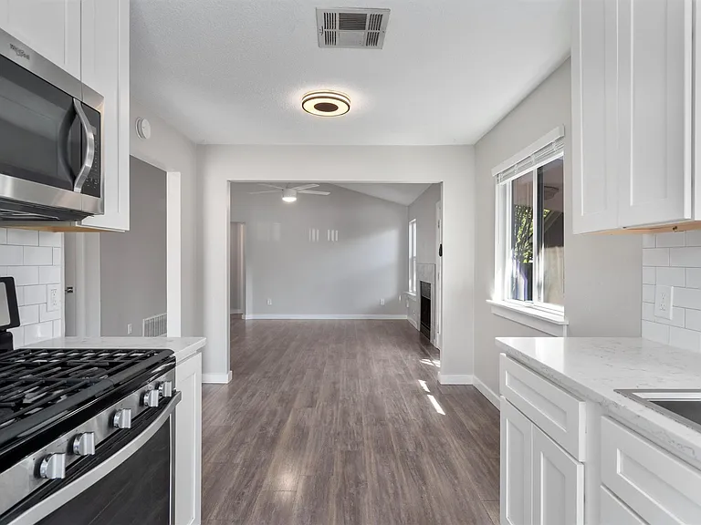 12321 Emery Oaks Rd — Photo 13