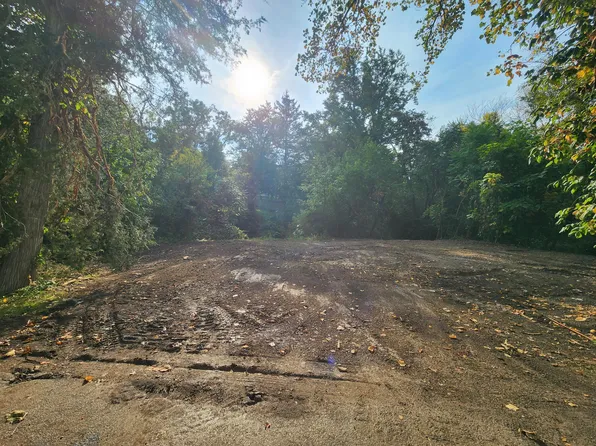 230 Grant St, Lowell, IN 46356