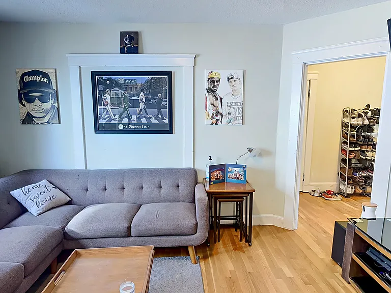 146 Sycamore St #1 — Photo 2