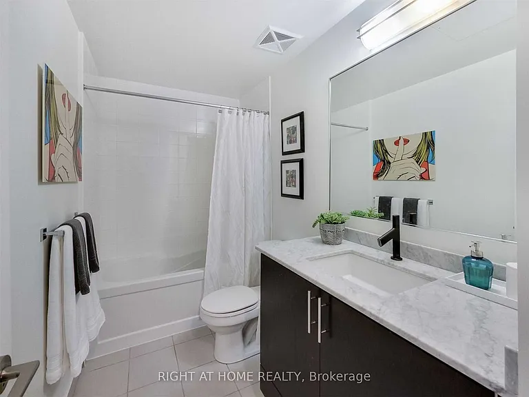 260 Sackville St #510 — Photo 12