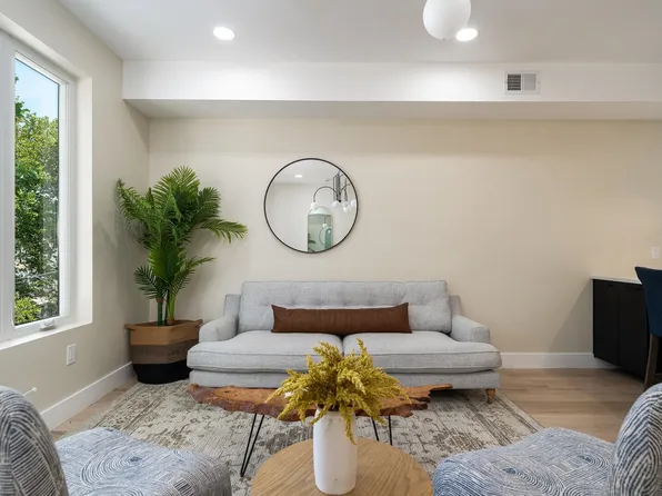 84 Terrace Avenue image 2 of 21