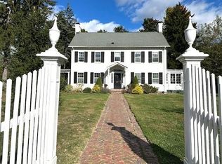 92 Hooker Ave, Poughkeepsie, NY 12601