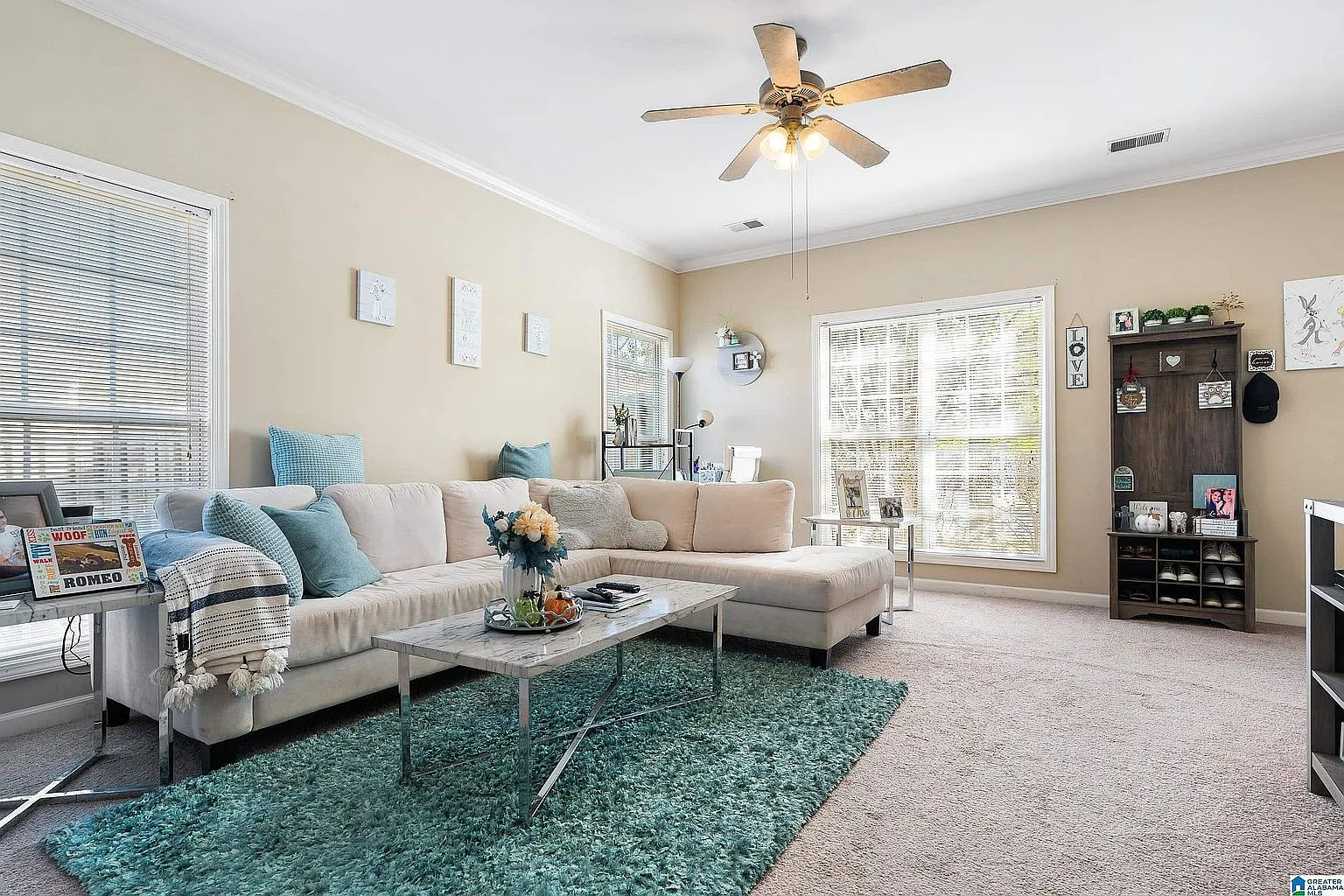 2 bed, 2.5 bath, 1326 sqft, $1,595 — Photo 3