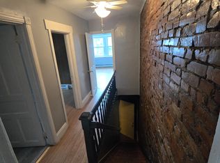 1414 State St APT 3, Harrisburg, PA 17103