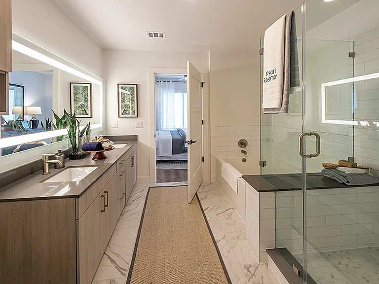 Pearl Rosemont — Photo 30