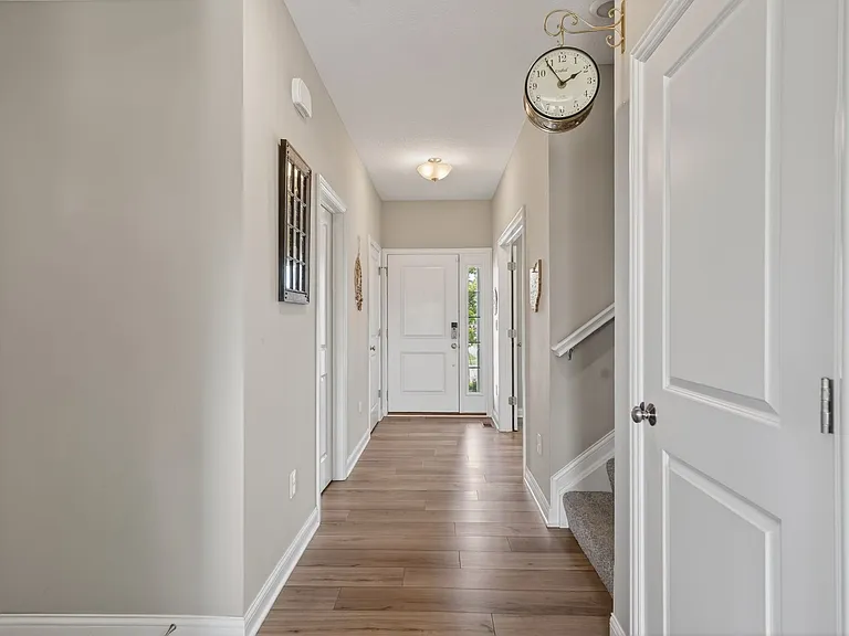 3805 Mantle Dr — Photo 8