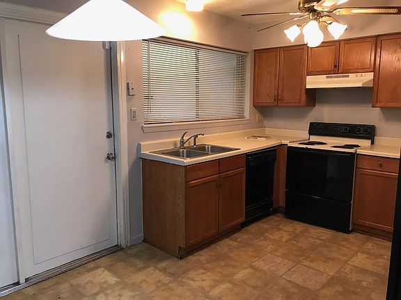 3rd image of 6214 S Greenpark Dr