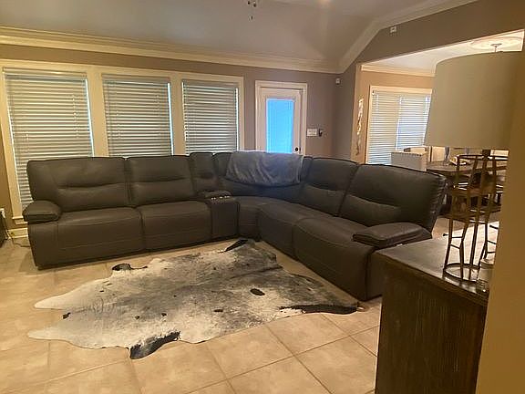 4th image of 1029 Creole Dr