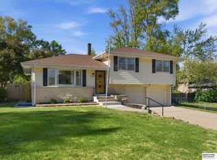 8218 Castelar St, Omaha, NE 68124