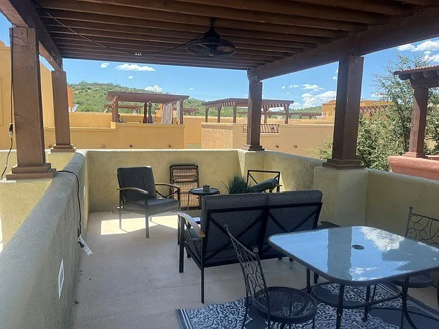 1309 Golden Gate Way — Photo 4