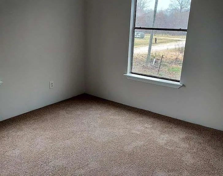 236 Adelaide Dr — Photo 15