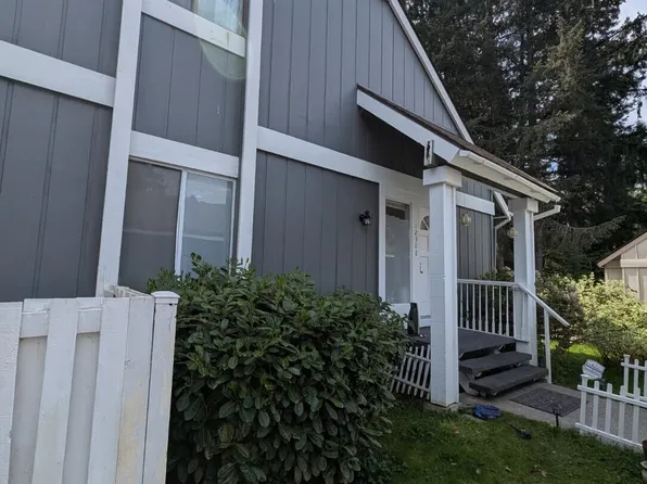 12308 NE 147th Court, Kirkland, WA 98034