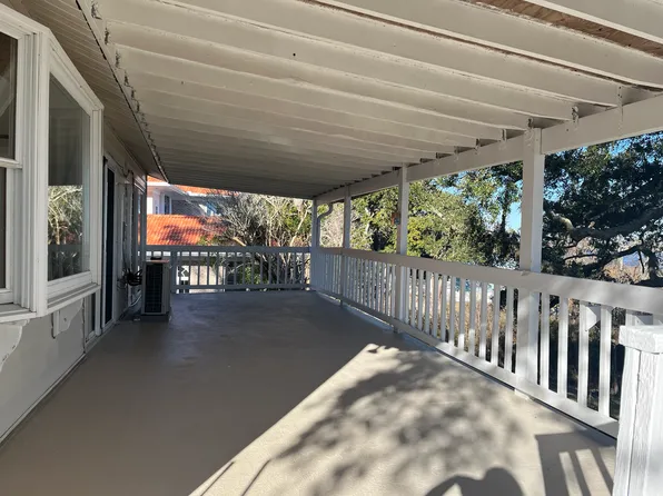 1472 Nichols Ave SE, Southport, NC 28461